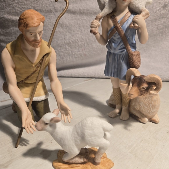 Lenox renaissance nativity 1991 set the shepherds - Picture 4 of 4